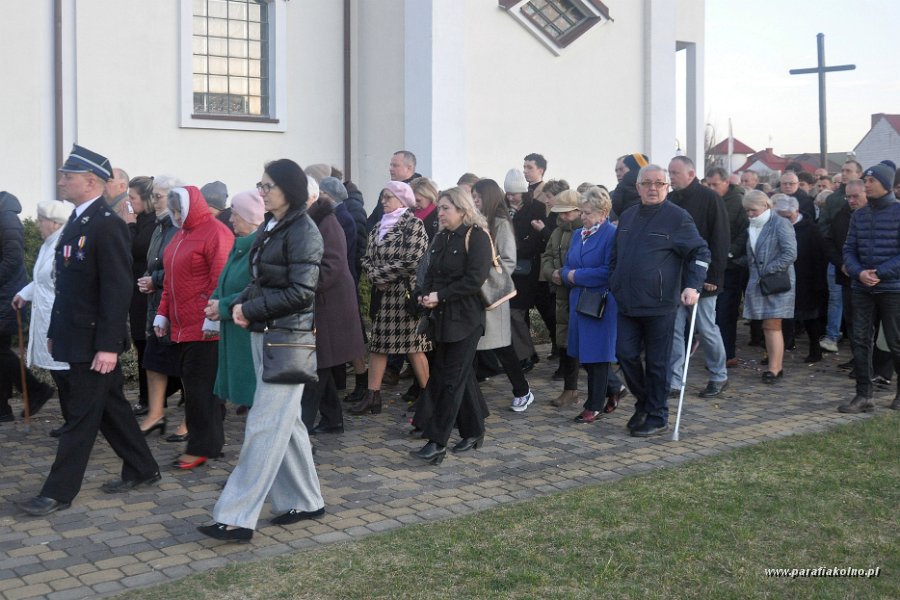 14 Procesja rezurekcyjna.jpg